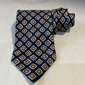 Harold Powell geometric Foulard XL silk tie Made In USA Navy gold white 60.5